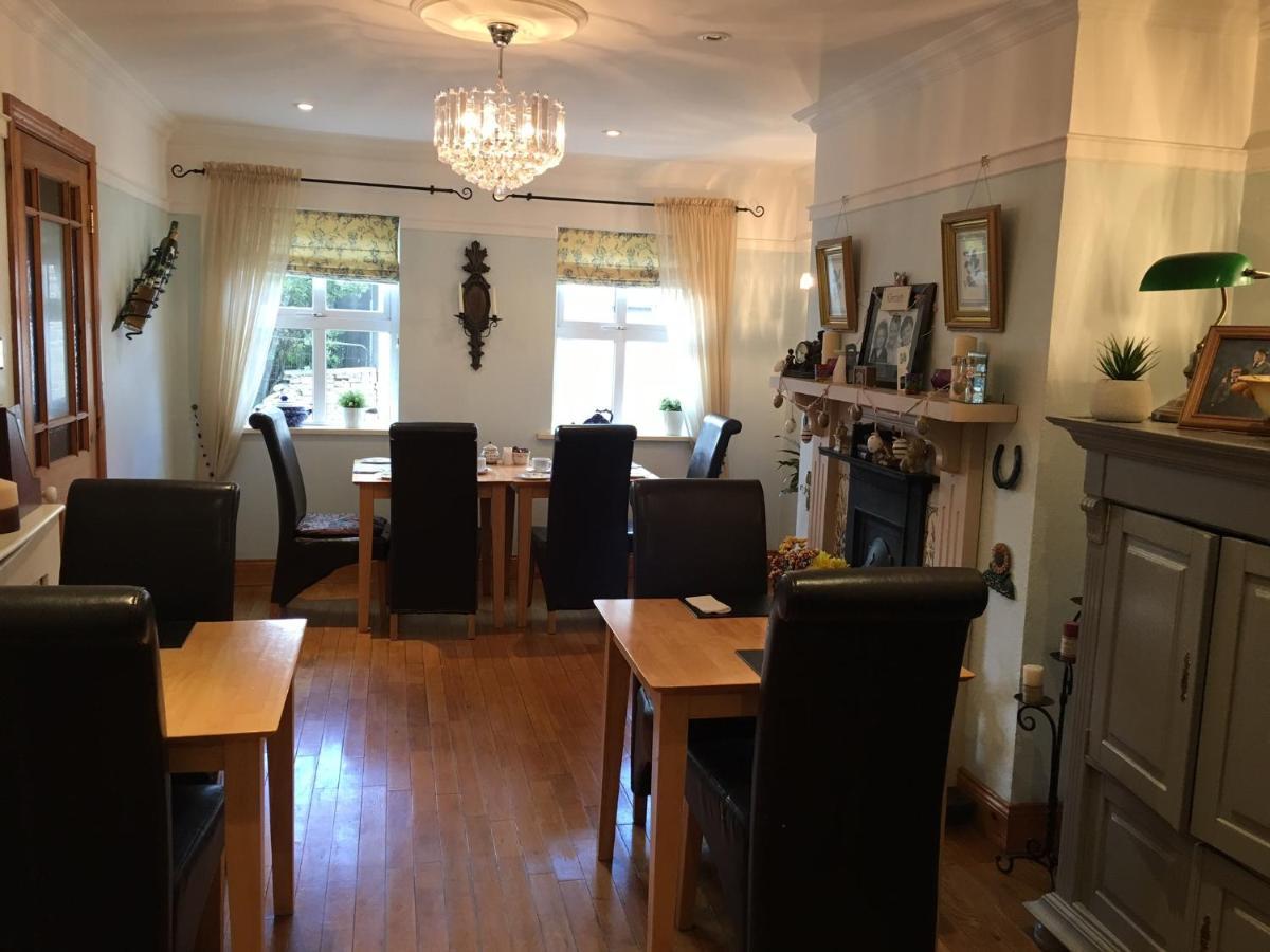 Teac Seain Bar & Bnb Annascaul Экстерьер фото
