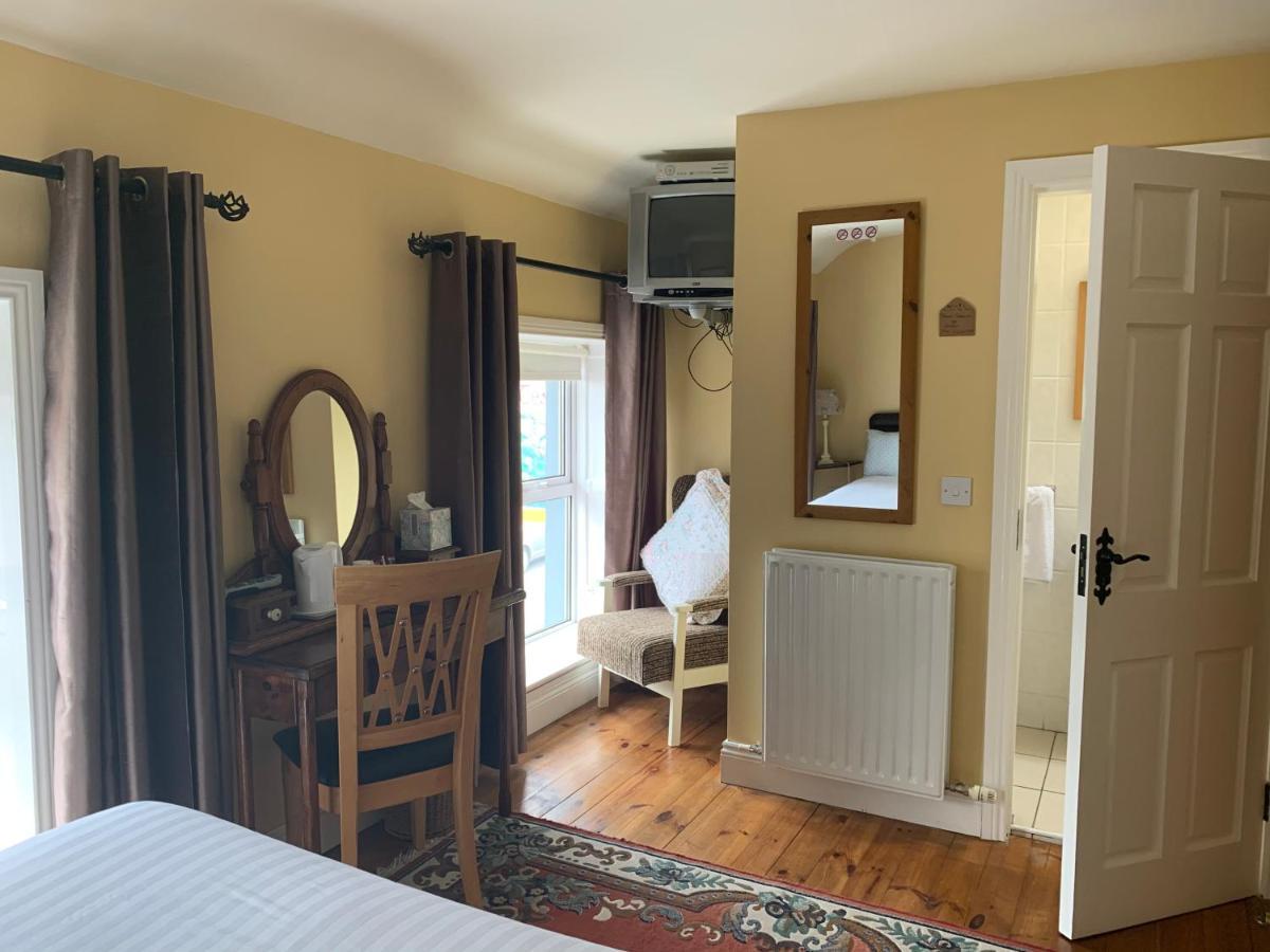Teac Seain Bar & Bnb Annascaul Экстерьер фото
